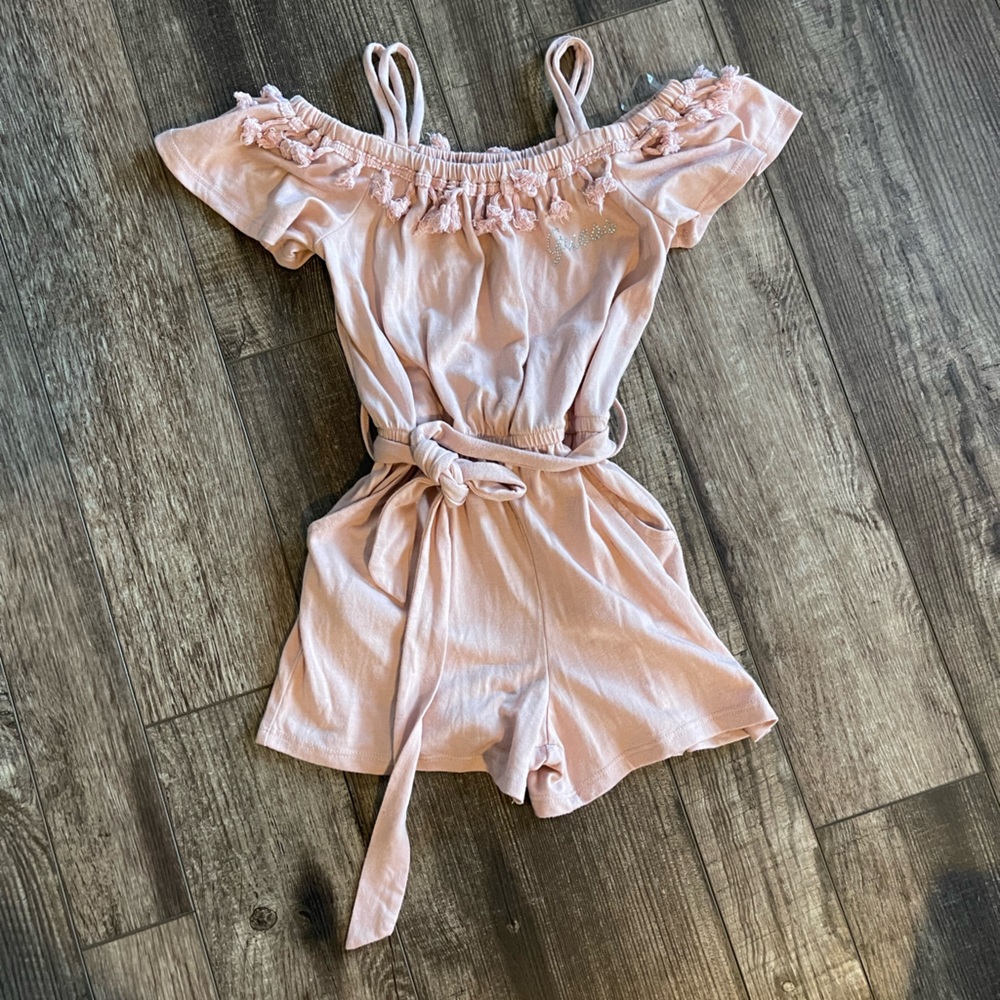 Mauve color Guess romper